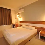 Isla Hotel de apartamente