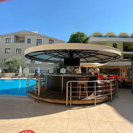 Aparthotel Isla 3*