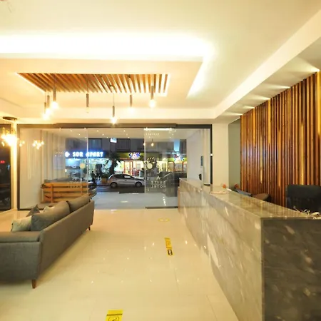 小岛公寓式酒店 2*