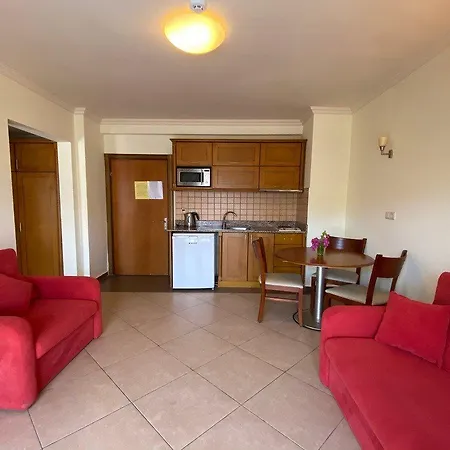 Apart Otel Isla