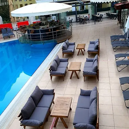 Isla Apart Otel 3*