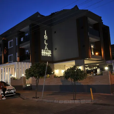 Isla Apartahotel