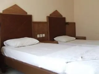 Aparthotel Isla 3*
