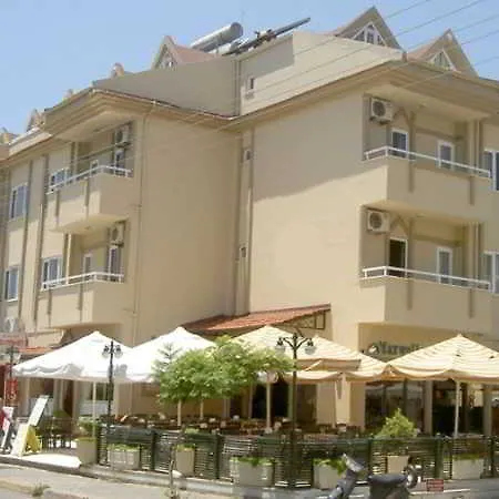 Isla Apart Otel 3*